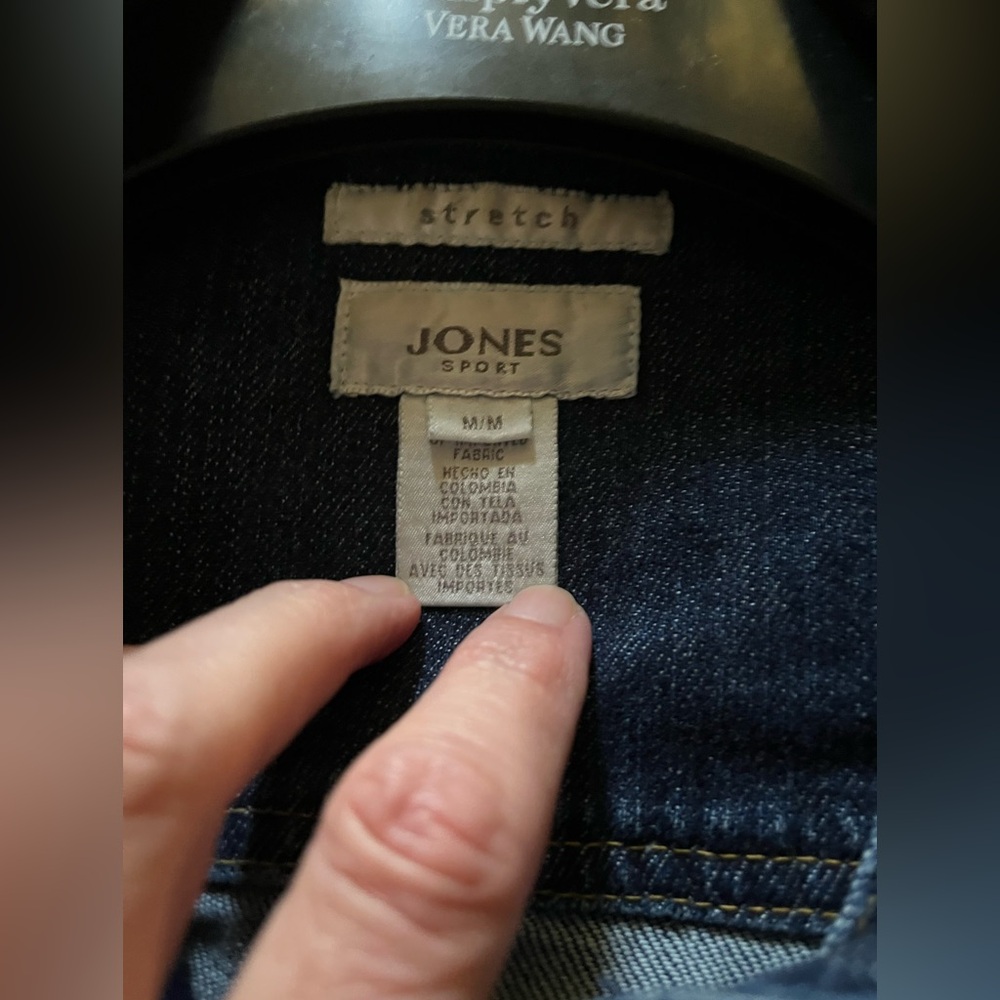 Jones New York Stretch Denim Jacket – Tailored Fit / Classic Wash - Picture 3 of 3